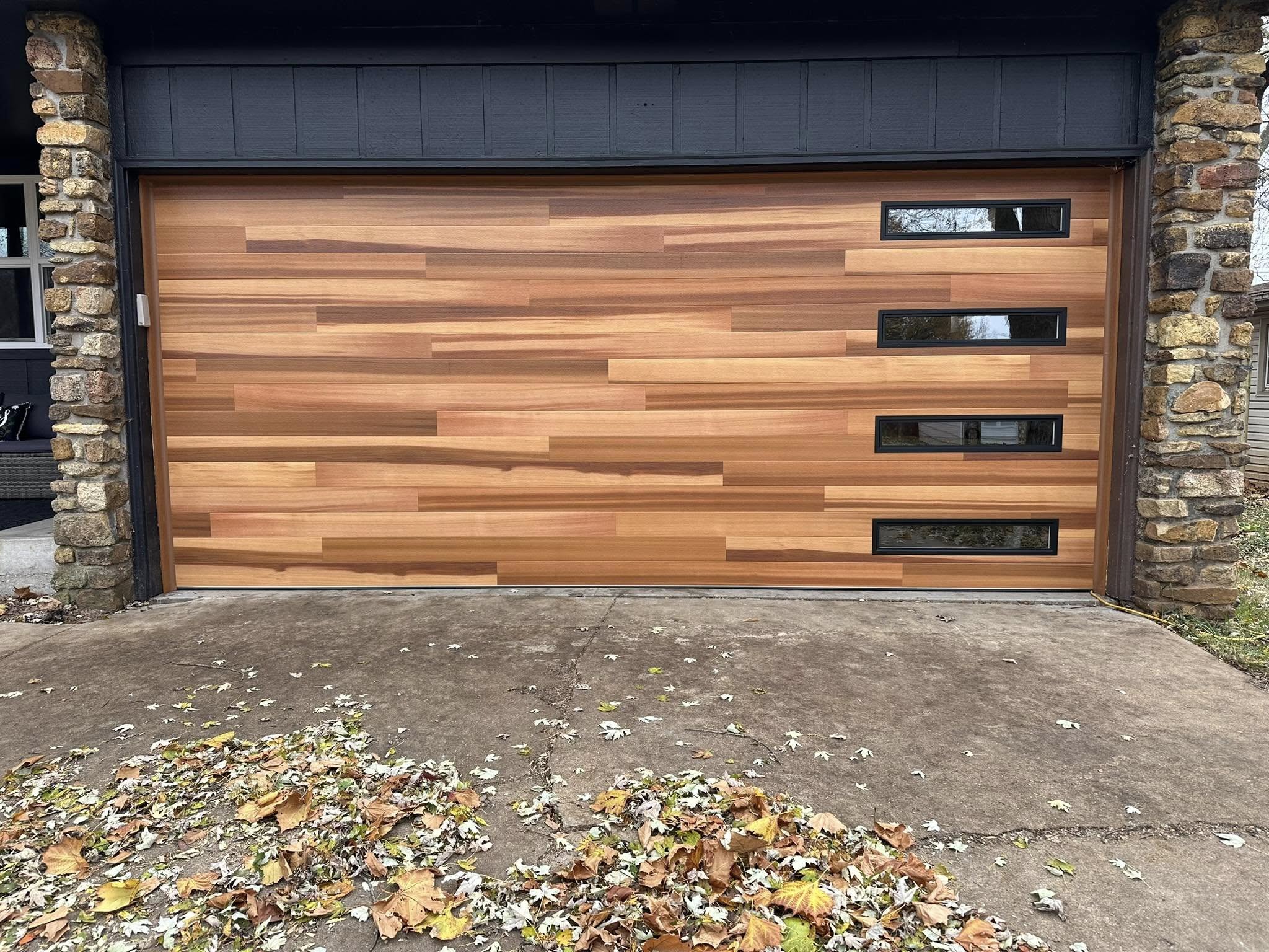 R & T Garage Door Services